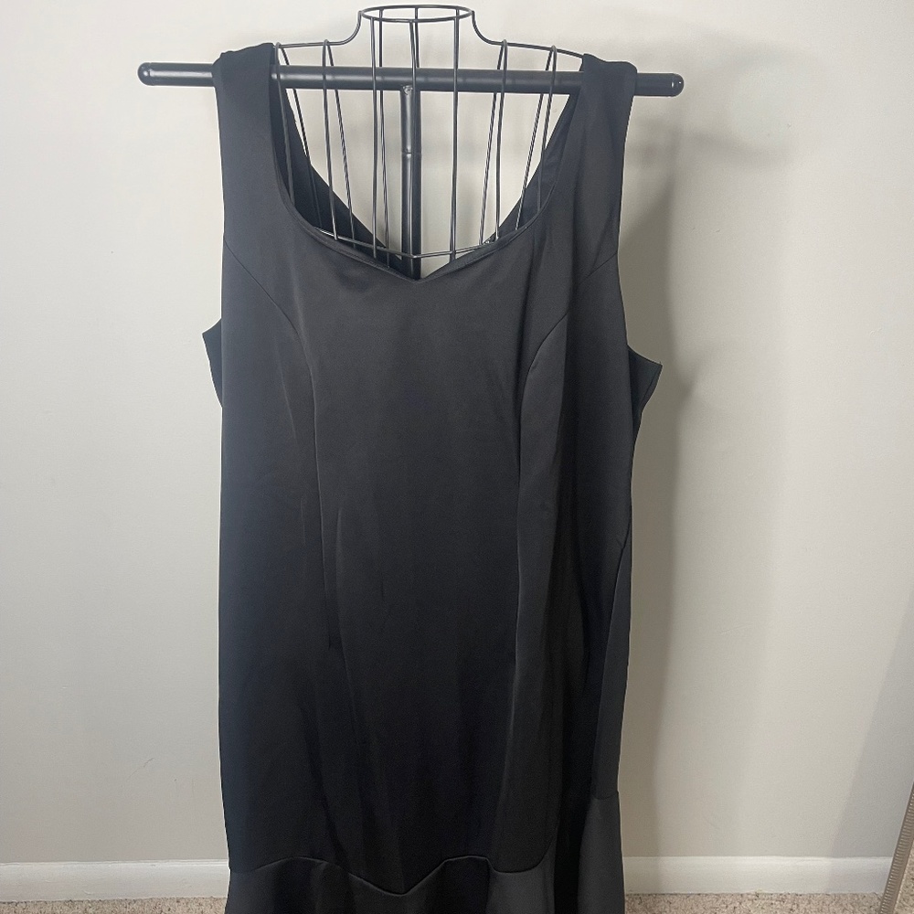 Venus Black Dress